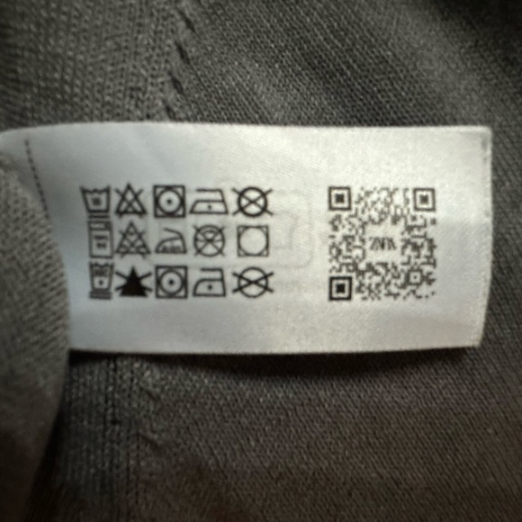 Zara Dark Gray V-Neck Thin Knit Sweater Basic Sz Small - Picture 4 of 5